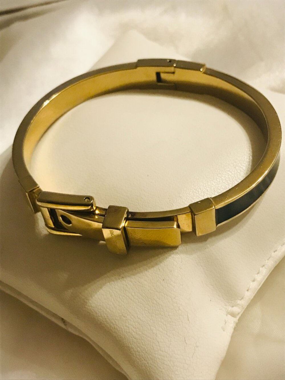 Michael Kors Buckle HingedBracelet